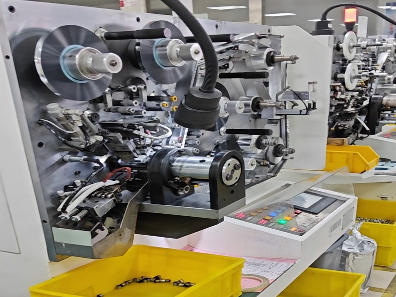 Bag kulisserne: Den 10-trins fremstillingsrejse af filmkondensatorer til højeffektapplikationer